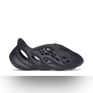 COPY - Black foam runners